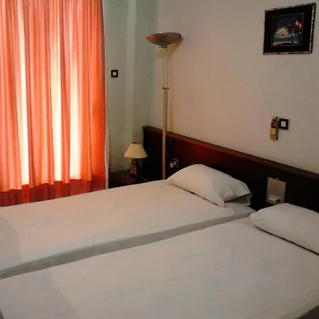 Hotel Alexandros 2*