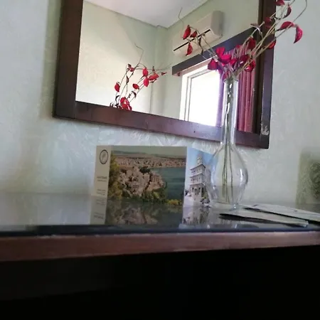 Alexandros Loutráki